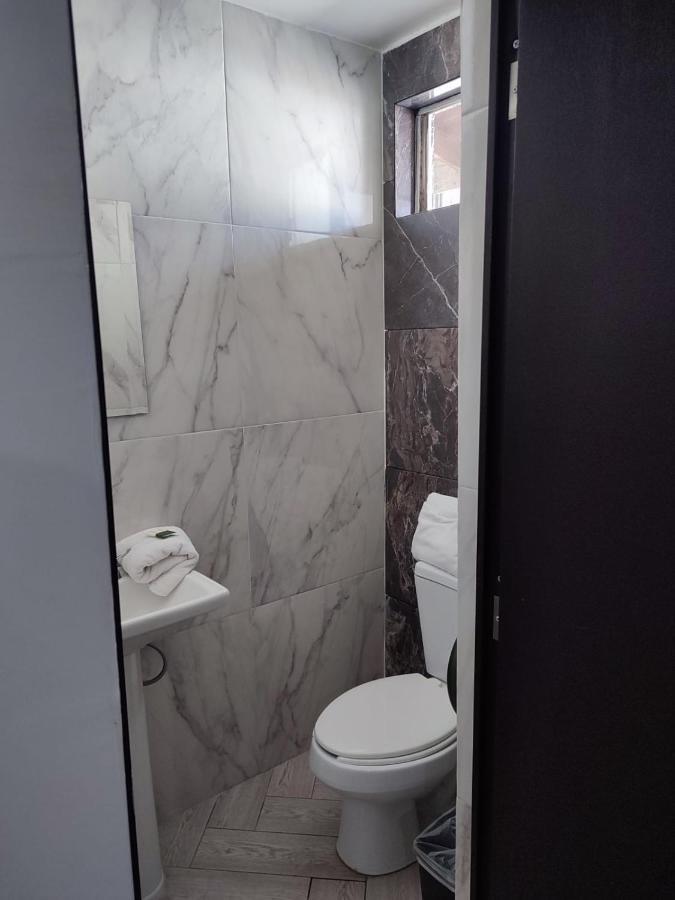 Hotel Don Quijote Мехикали Екстериор снимка