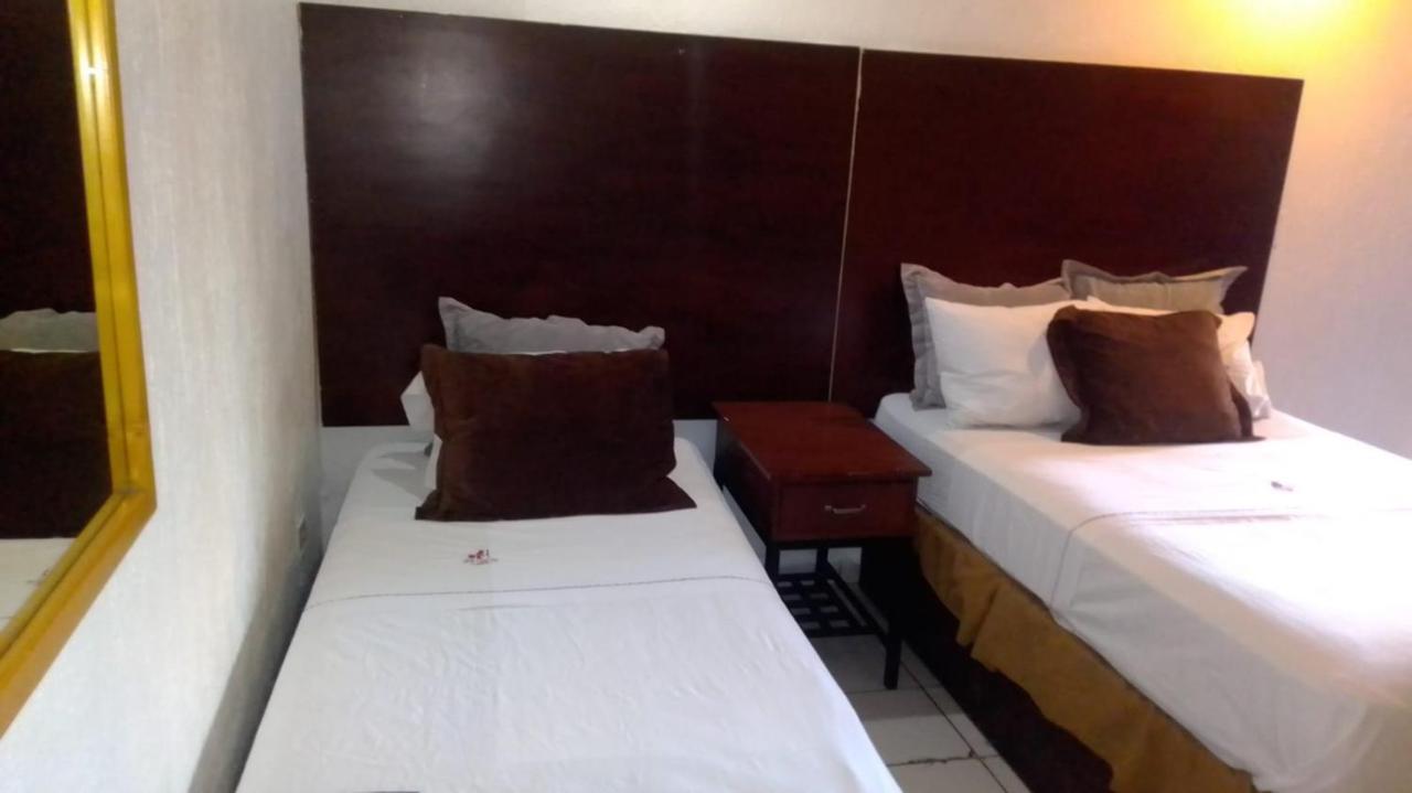 Hotel Don Quijote Мехикали Екстериор снимка