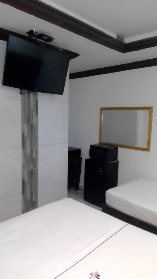 Hotel Don Quijote Мехикали Екстериор снимка