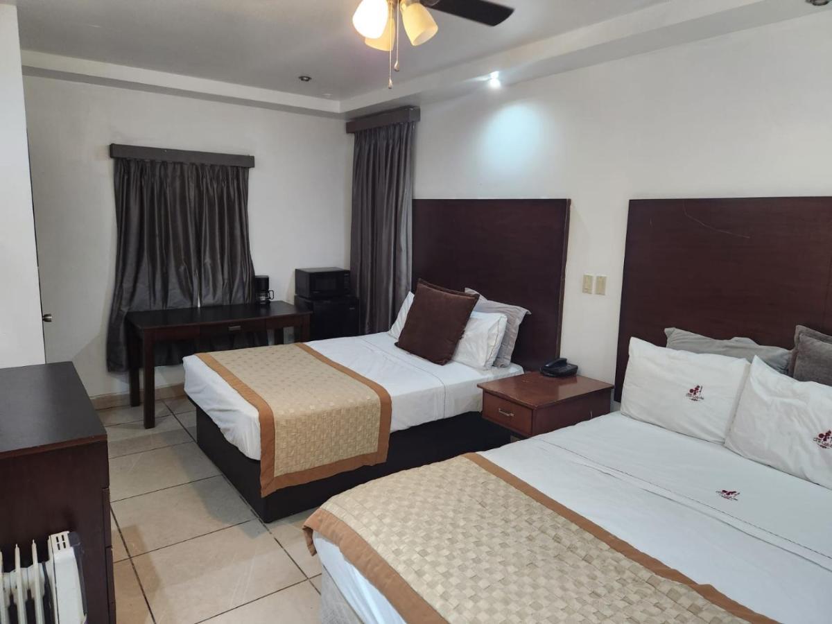 Hotel Don Quijote Мехикали Екстериор снимка
