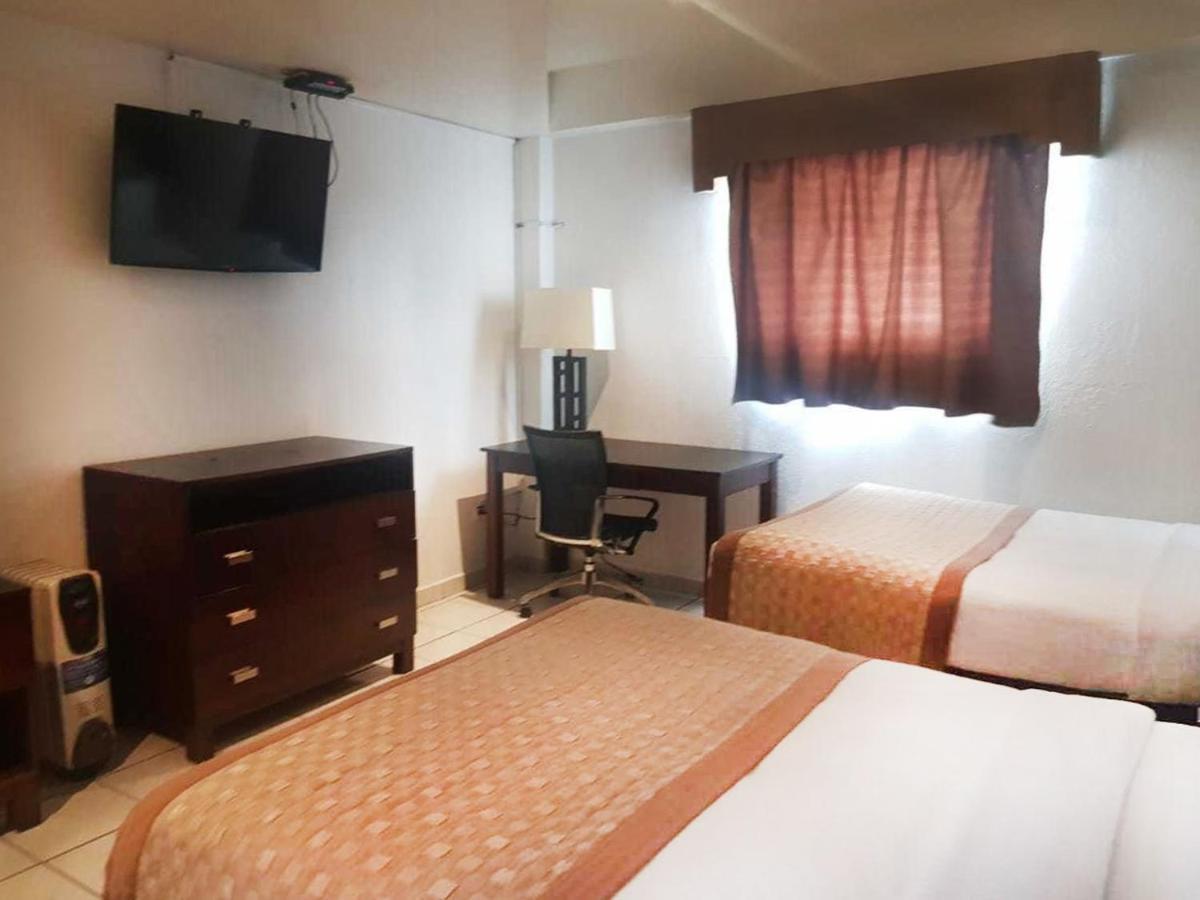 Hotel Don Quijote Мехикали Екстериор снимка