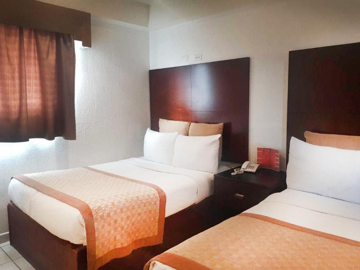 Hotel Don Quijote Мехикали Екстериор снимка